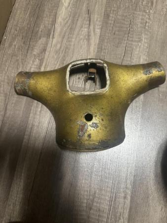 This is a still of a vespa vna headset top