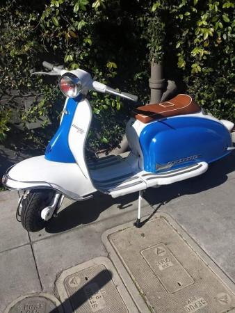 This is a snapshot of a tsr low profile lambretta seat