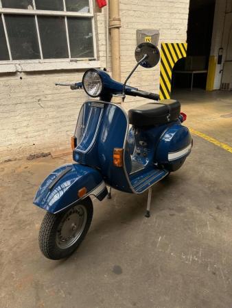 This is a visual of a 1980 vespa p125x