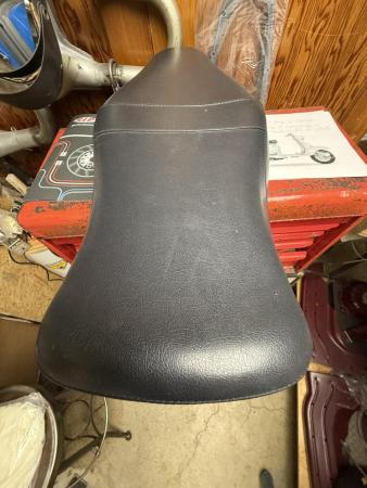 This is a shot of a lambretta navy blue seat cover mint