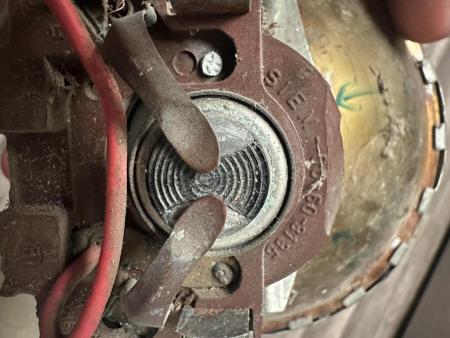 This is a depiction of a siem headlight 1966