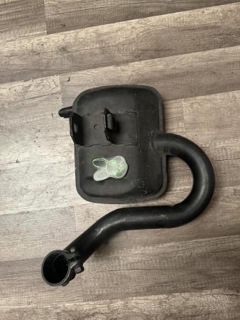 This is a depiction of a vespa p200 exhaust