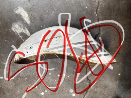 This is a visual of a vespa rally200 fender horn sold