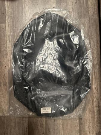 This is a visual record of a vespa rally seat cover 